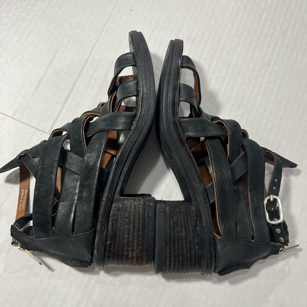 A.S. 98 BLACK LEATHER STRAPY HEELED SANDAL - Picture 15 of 16